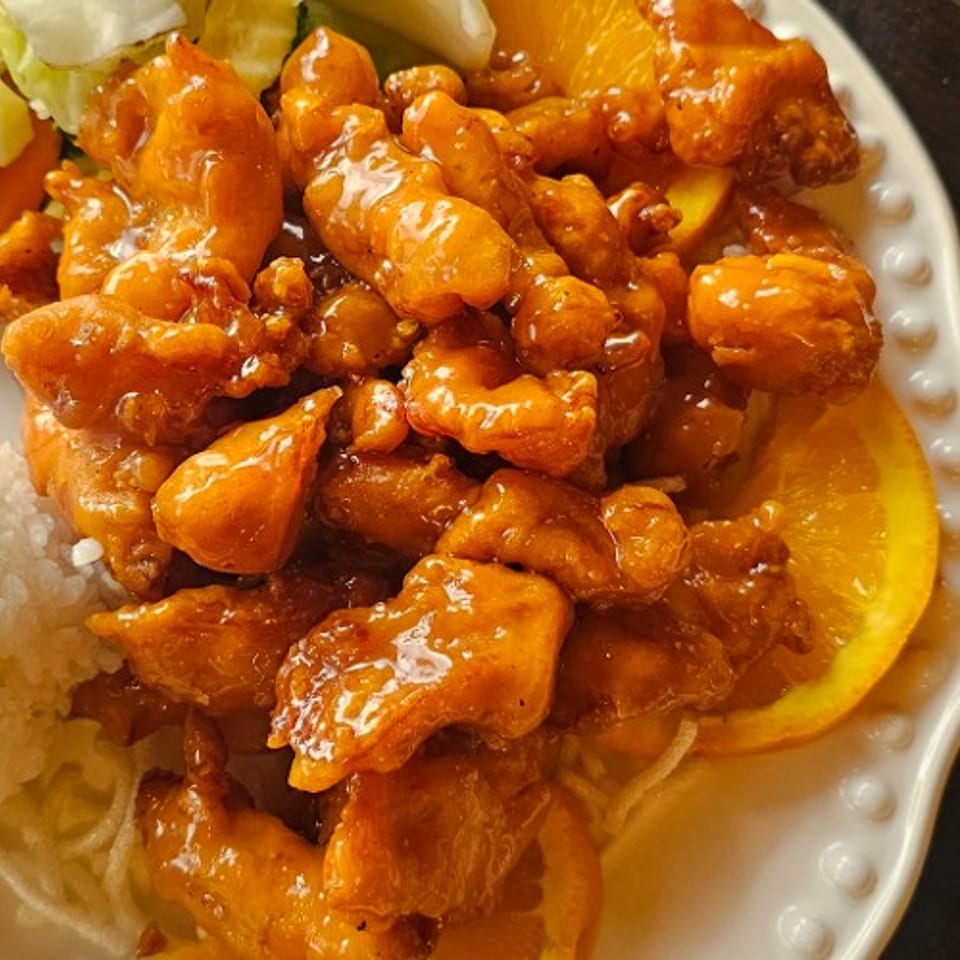 Savor Our Lunch Menu